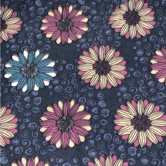 • 2pc Bundle of Lularoe Leggings • - Picture 4 of 11